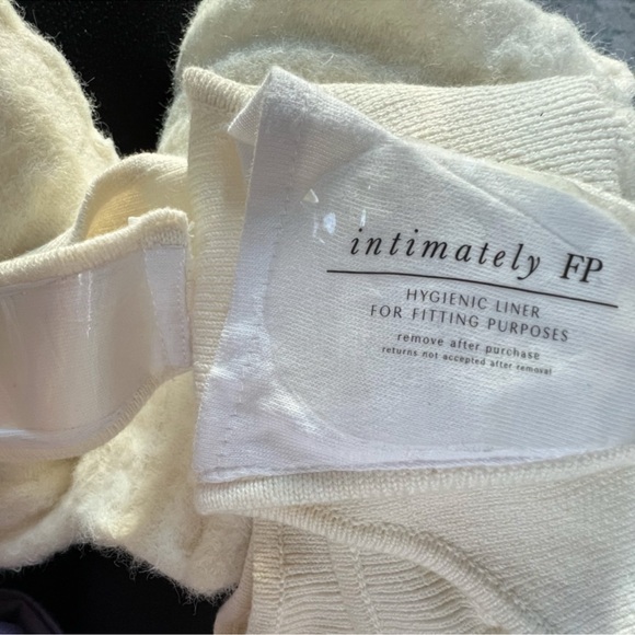 Free People x Intimately Keep Me Warm Sweater 
Bodysuit Coconut Milk Medium NWT - Picture 7 of 12